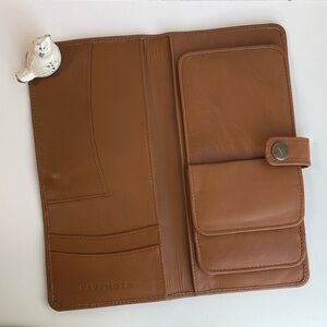 Levenger Genuine Leather Travel Wallet